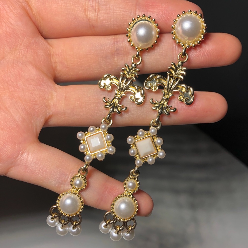 Vintage earring